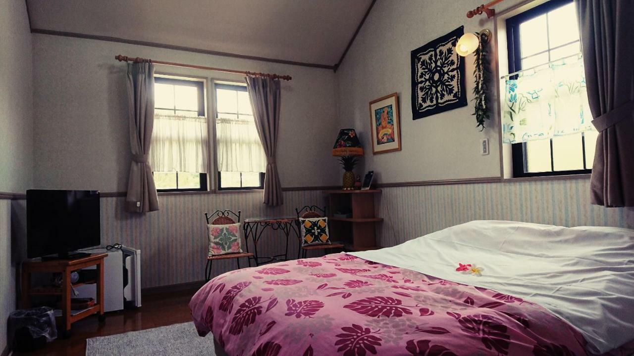 ペンションカパルア軽井沢 Hotell Karuizawa Exteriör bild